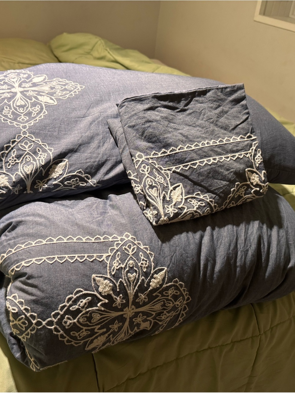 Embroidered Navy Blue Duvet Cover Set - Elegant Bedding